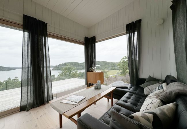 Stuga i Munkedal - Unik villa med fantastisk utsikt i Munkedal | SE09047 Stuga i Munkedal - Unik villa med fantastisk utsikt i Munkedal | SE09047