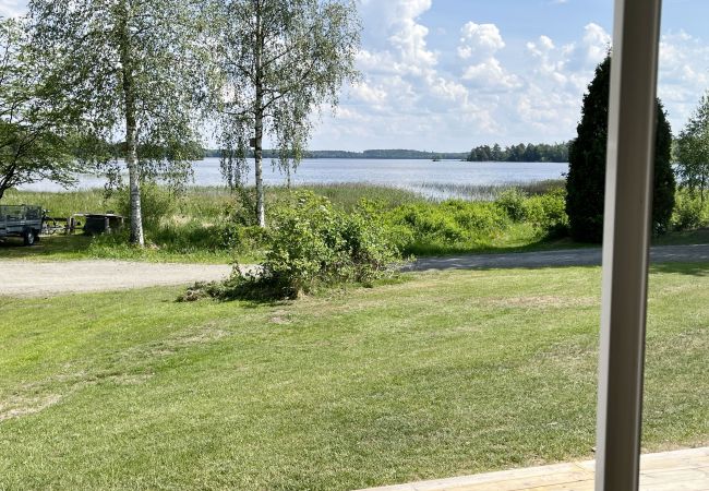 Stuga i Tånnö - Renoverad fin stuga belägen utanför Värnamo och bara 30 meter från sjön Flåren | SE07055 Stuga i Tånnö - Renoverad fin stuga belägen utanför Värnamo och bara 30 meter från sjön Flåren | SE07055