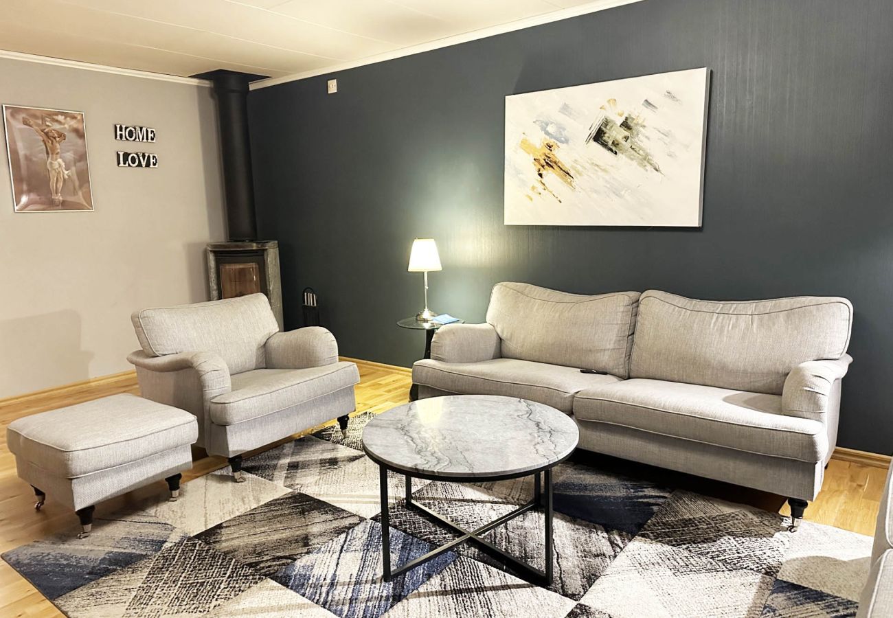 Stuga i Motala - Villa i Motala nära Varamon strand | SE10019