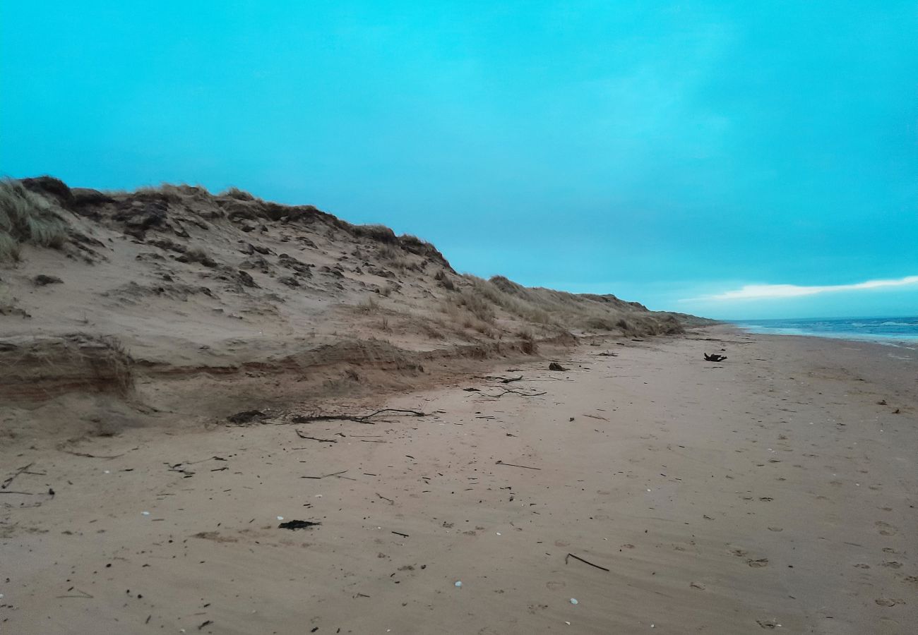 Stuga i Eldsberga - Fin liten stuga i pittoreska Tönnersa strandby, i närheten av Halmstad | SE02097