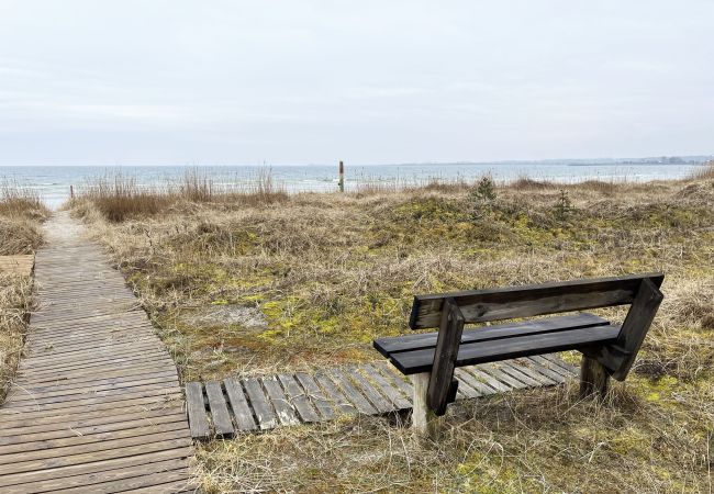 Stuga i Löttorp - Mysig stuga med närhet till hav och fina sandstränder öster om Löttorp | SE04047 Stuga i Löttorp - Mysig stuga med närhet till hav och fina sandstränder öster om Löttorp | SE04047