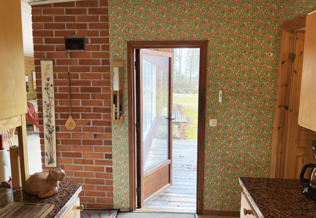 Stuga i Löttorp - Mysig stuga med närhet till hav och fina sandstränder öster om Löttorp | SE04047 Stuga i Löttorp - Mysig stuga med närhet till hav och fina sandstränder öster om Löttorp | SE04047