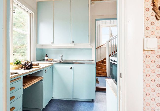 Stuga i Jämjö - Fin liten röd stuga på landsbygden belägen utanför Jämjö | SE05068 Stuga i Jämjö - Fin liten röd stuga på landsbygden belägen utanför Jämjö | SE05068