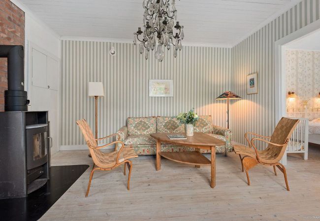 Stuga i Jämjö - Fin liten röd stuga på landsbygden belägen utanför Jämjö | SE05068 Stuga i Jämjö - Fin liten röd stuga på landsbygden belägen utanför Jämjö | SE05068