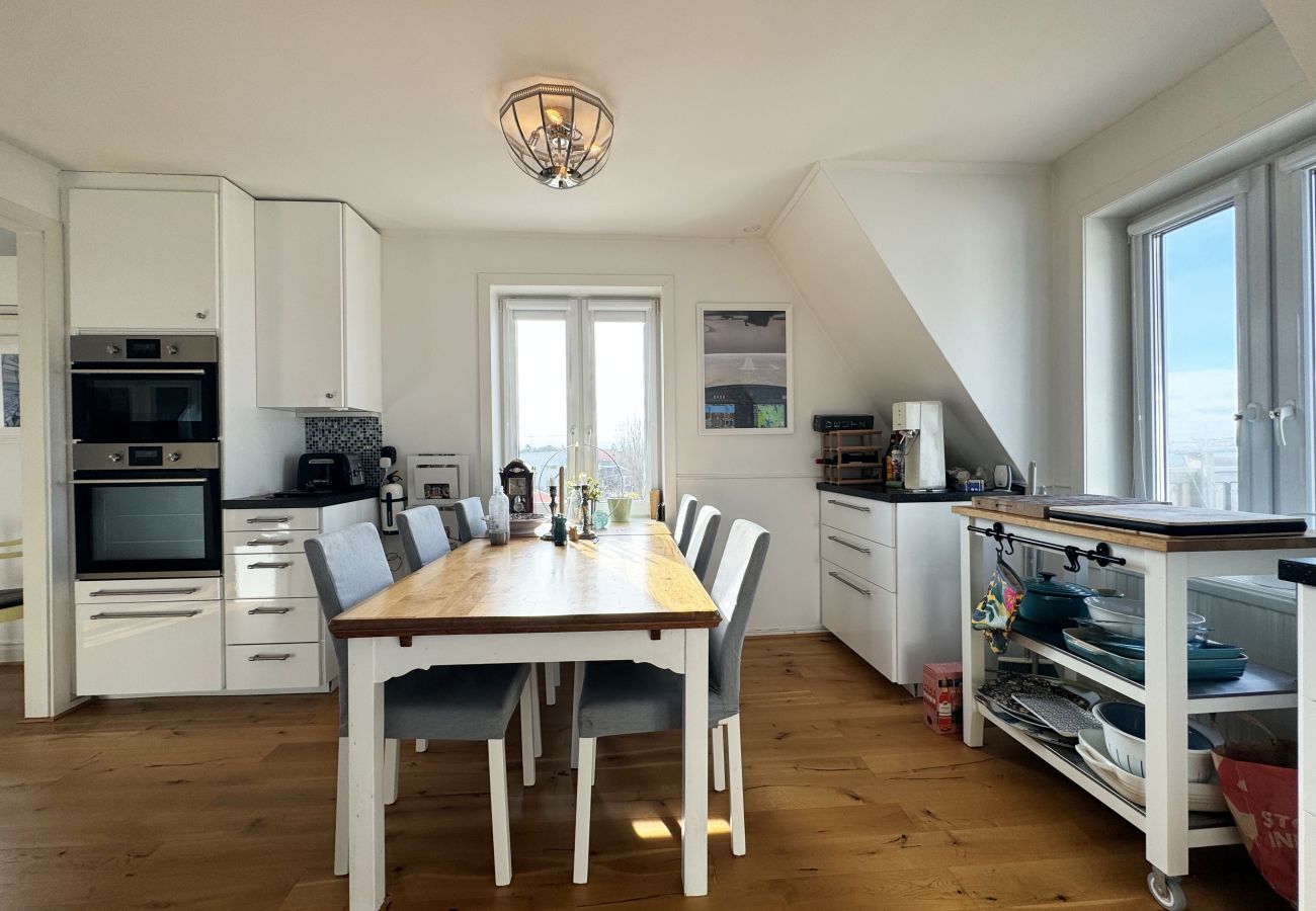 Lägenhet i Hönö - Härlig lägenhet med havsutsikt på Hönö | SE09059