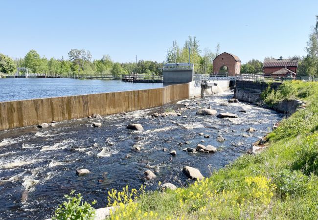 Stuga i Oskarshamn - Charmigt hus vid Emån i Hälleforshult, Påskallavik | SE05074 Stuga i Oskarshamn - Charmigt hus vid Emån i Hälleforshult, Påskallavik | SE05074