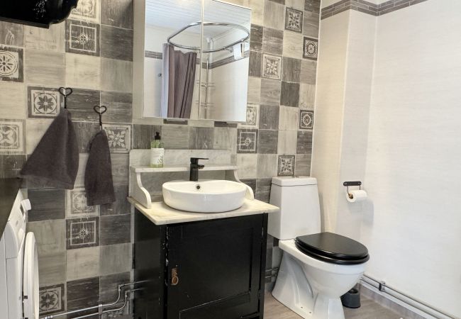 Stuga i Frändefors - Charmig Stuga vid Vänern, Frändefors | SE17013 Stuga i Frändefors - Charmig Stuga vid Vänern, Frändefors | SE17013