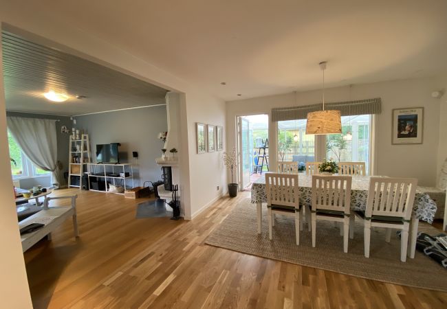 Stuga i Vejbystrand - Charmig Enplansvilla nära Havet i Vejbystrand SE01066 Stuga i Vejbystrand - Charmig Enplansvilla nära Havet i Vejbystrand SE01066