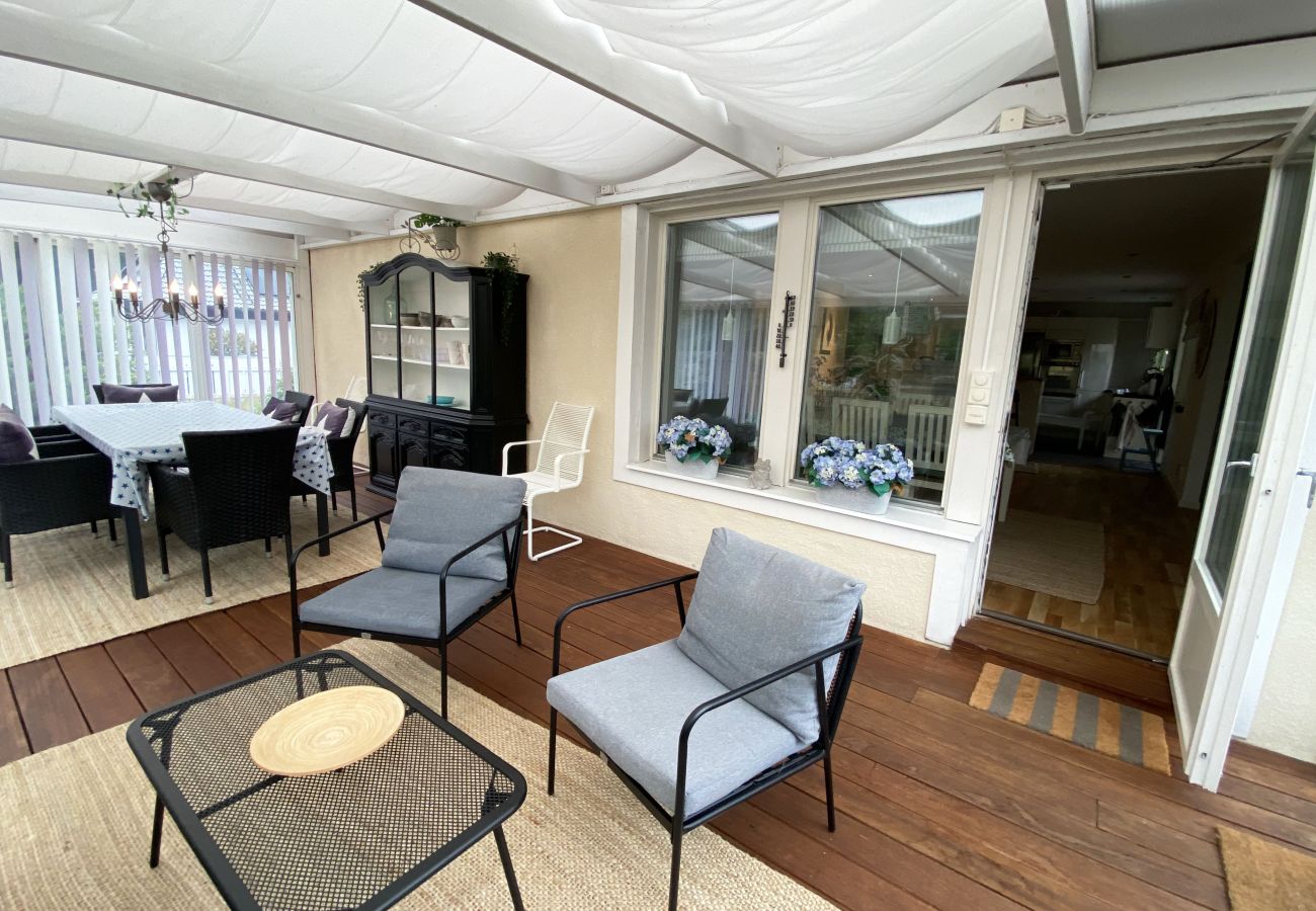 Stuga i Vejbystrand - Charmig Enplansvilla nära Havet i Vejbystrand SE01066