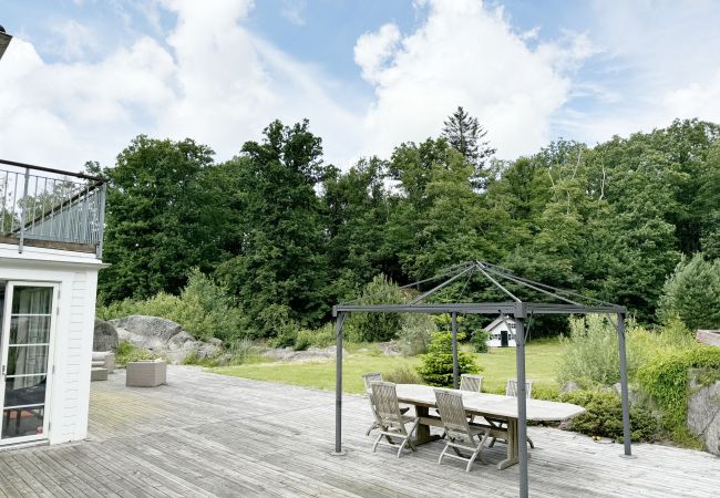 Stuga i Vallda - Vackert semesterhus med helt avskilt läge i natursköna Vallda | SE02095 Stuga i Vallda - Vackert semesterhus med helt avskilt läge i natursköna Vallda | SE02095