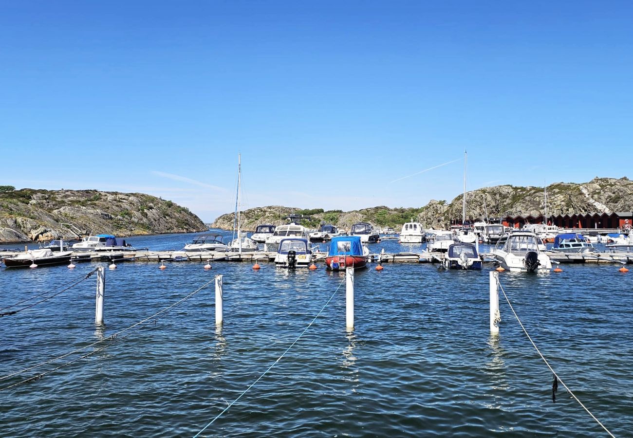 Stuga i Klövedal - Trivsam och ombonad villa i Klövedal på Tjörn | SE09075