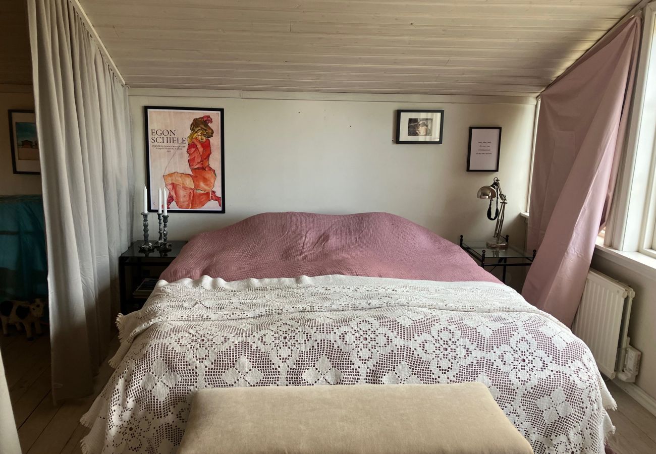 Stuga i Mellbystrand - Semesterhus i norra Mellbystrand med utsikt över Laholmsbukten  SE02039