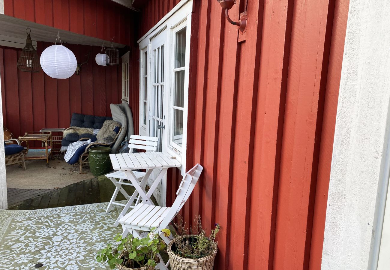 Stuga i Mellbystrand - Semesterhus i norra Mellbystrand med utsikt över Laholmsbukten  SE02039