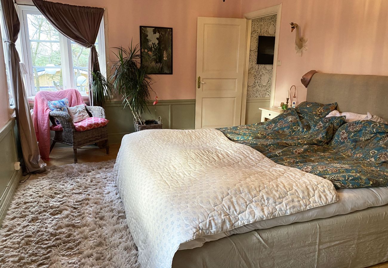 Stuga i Mellbystrand - Semesterhus i norra Mellbystrand med utsikt över Laholmsbukten  SE02039