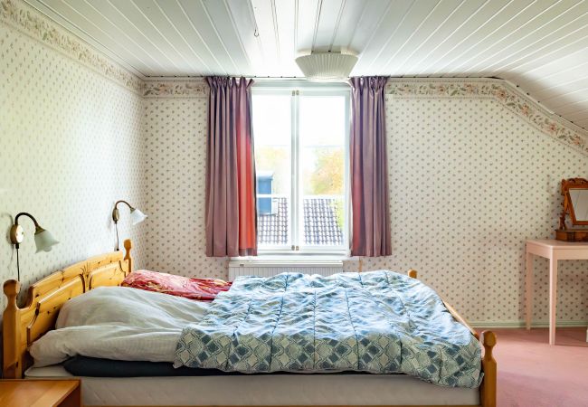 Stuga i Marieholmsbruk - Familjevänlig stuga vid Sjön i Småland – Perfekt för Stora Sällskap  SE06078 Stuga i Marieholmsbruk - Familjevänlig stuga vid Sjön i Småland – Perfekt för Stora Sällskap  SE06078