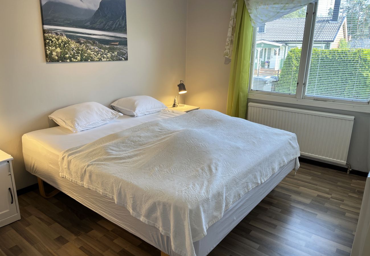 Stuga i Storebro - Stor fin villa med swimmingpool belägen i Storebro | SE05079