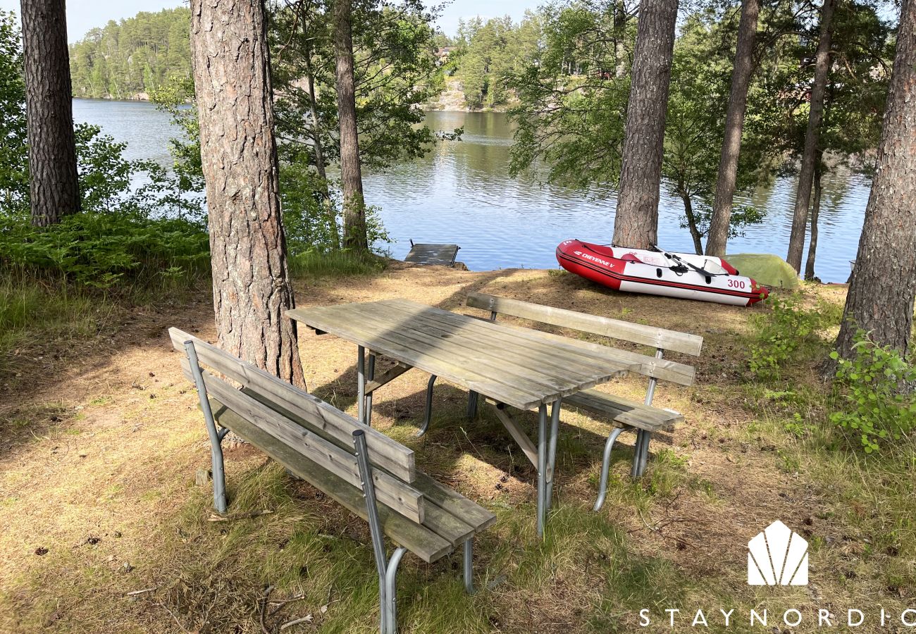 Stuga i Storebro - Stor fin villa med swimmingpool belägen i Storebro | SE05079