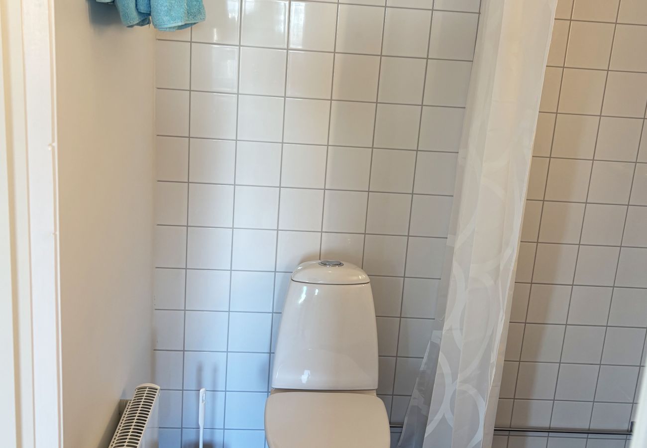 Stuga i Mörbylånga - Trivsam lägenhet på Öland med utsikt över Kalmarsund | SE04054