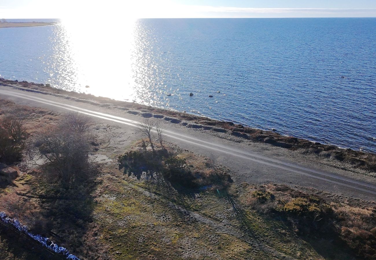 Stuga i Mörbylånga - Trivsam lägenhet på Öland med utsikt över Kalmarsund | SE04054