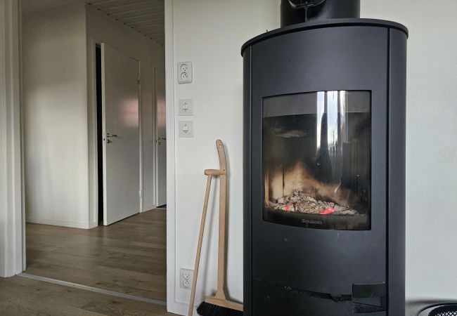 Stuga i Henån - Stort hus på Orust i lugnt, avskilt läge | SE09103 Stuga i Henån - Stort hus på Orust i lugnt, avskilt läge | SE09103