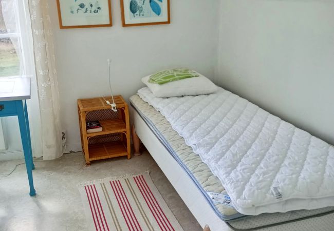 Stuga i Tjurkö -  Välkommen till detta fantastiska sommarhus beläget på Tjurkö i Blekinge skärgård  SE03018 Stuga i Tjurkö -  Välkommen till detta fantastiska sommarhus beläget på Tjurkö i Blekinge skärgård  SE03018