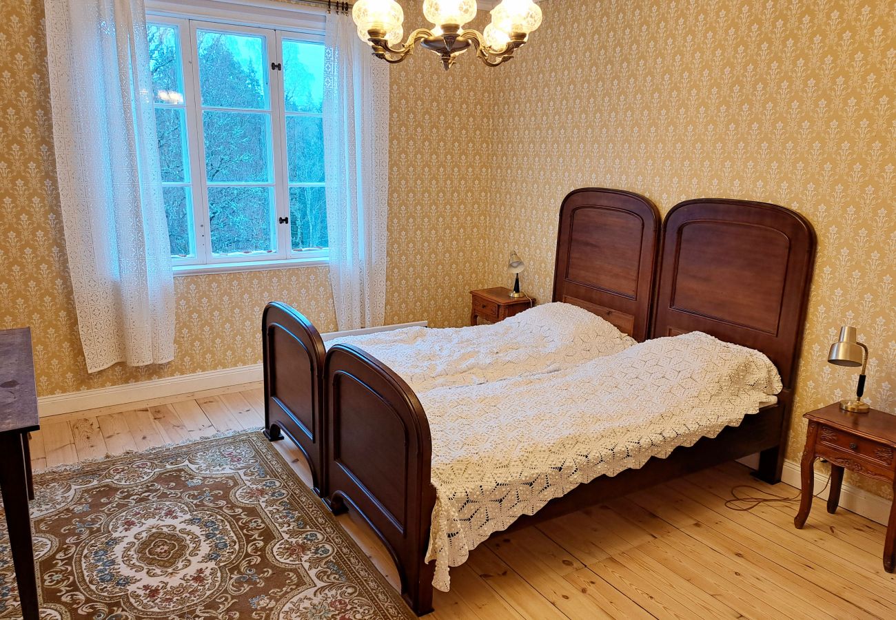 Stuga i Julita - Sommarhus med avskilt läge i Julita     SE14028