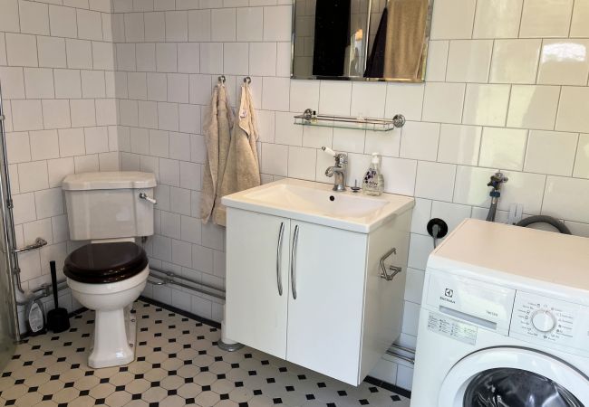 Stuga i Julita - Mysigt boende med närhet till sjö i Julita | SE14029  Stuga i Julita - Mysigt boende med närhet till sjö i Julita | SE14029