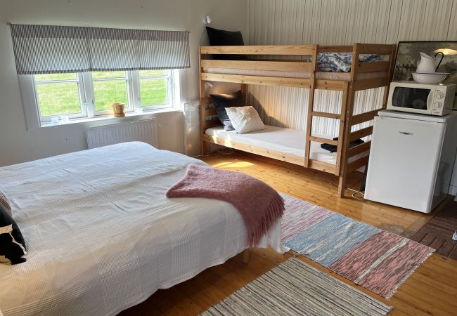 Stuga i Julita - Mysigt boende med närhet till sjö i Julita | SE14029  Stuga i Julita - Mysigt boende med närhet till sjö i Julita | SE14029