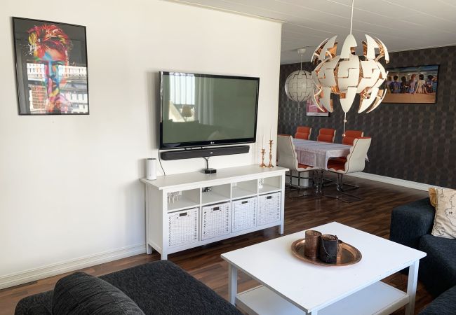 Stuga i Ronneby - Semesterboende i Ronneby med badplats och  brygga | SE03019 Stuga i Ronneby - Semesterboende i Ronneby med badplats och  brygga | SE03019