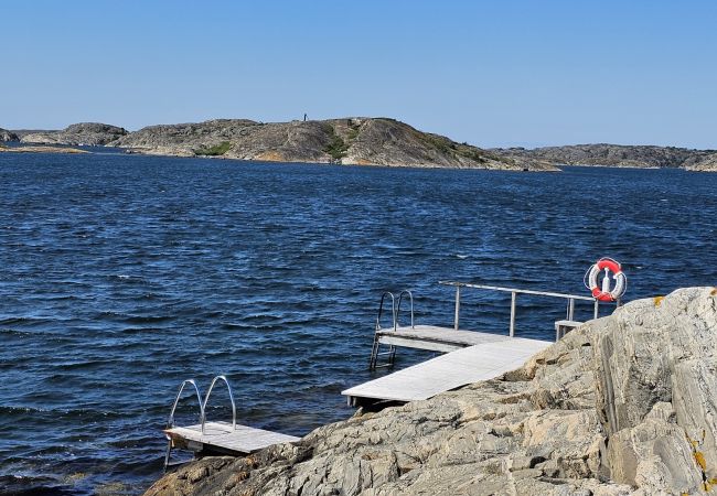 Stuga i Hälleviksstrand - Västkusthus 50m från hamnen i Edshultshall | SE09108 Stuga i Hälleviksstrand - Västkusthus 50m från hamnen i Edshultshall | SE09108