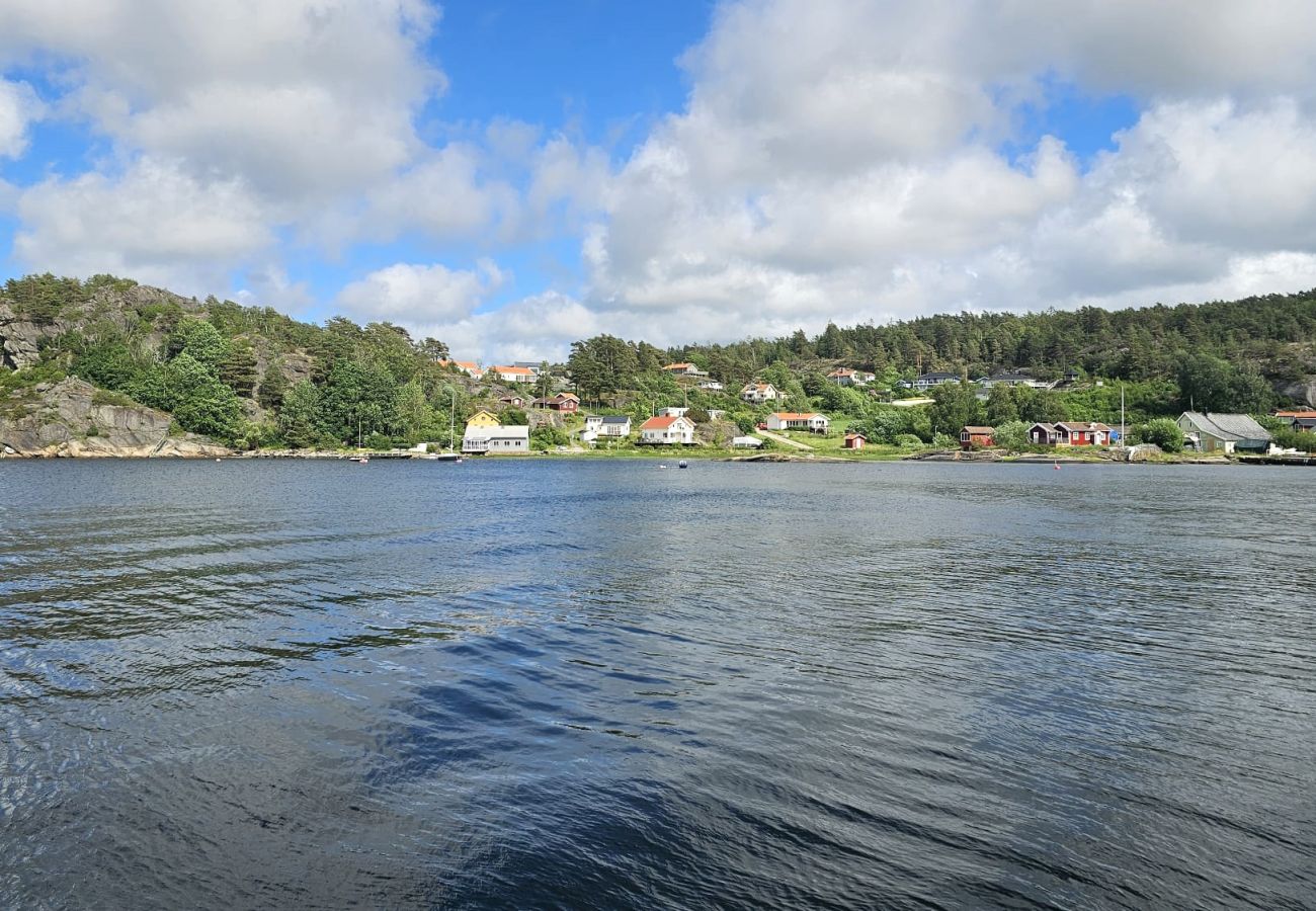 Lanthus i Henån - Nybyggd stuga i lantlig idyll nära hav och bad | SE09110