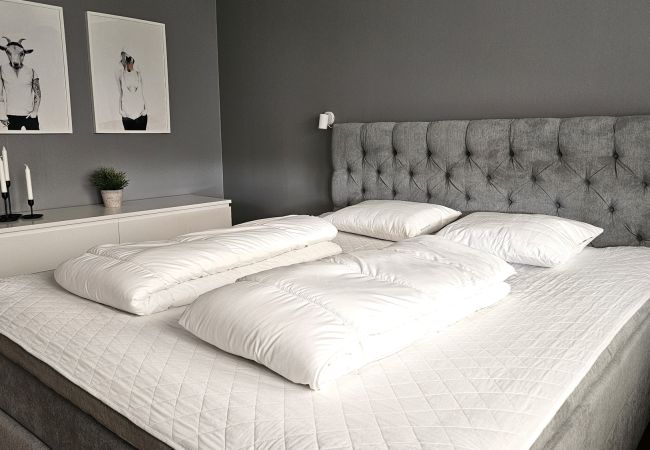 Stuga i Henån - Villa i Henån med jacuzzi, bastu & uterum | SE09119 Stuga i Henån - Villa i Henån med jacuzzi, bastu & uterum | SE09119