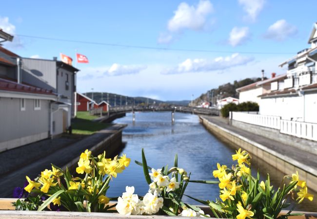 Stuga i Henån - Villa i Henån med jacuzzi, bastu & uterum | SE09119 Stuga i Henån - Villa i Henån med jacuzzi, bastu & uterum | SE09119