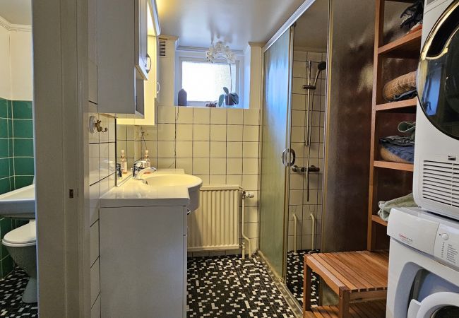 Stuga i Stenungsund - Stort och exklusivt hus i Stenungsund med pool, bastu och närhet till havet | SE09109 Stuga i Stenungsund - Stort och exklusivt hus i Stenungsund med pool, bastu och närhet till havet | SE09109
