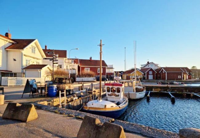 Stuga i Henån - Charmiga stugor i lugnt skogsläge nära havet | SE09136 Stuga i Henån - Charmiga stugor i lugnt skogsläge nära havet | SE09136