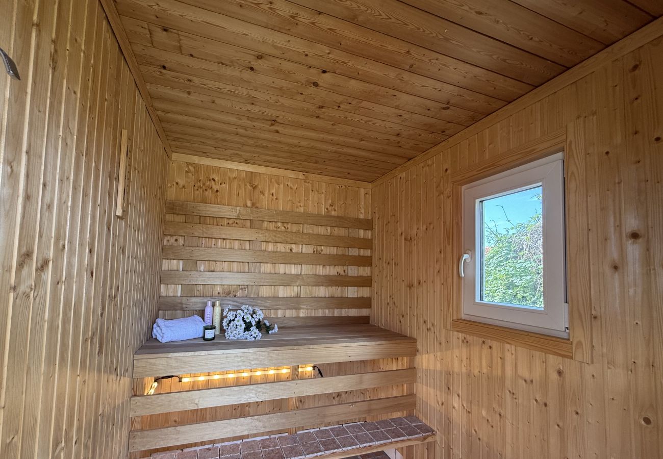 Studio i Motala - Annex uthyres – Nära Mallboden och Lokverkstaden i vackra Motala |SE10023 