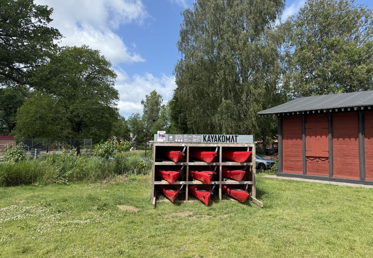 Studio i Motala - Annex uthyres – Nära Mallboden och Lokverkstaden i vackra Motala |SE10023 