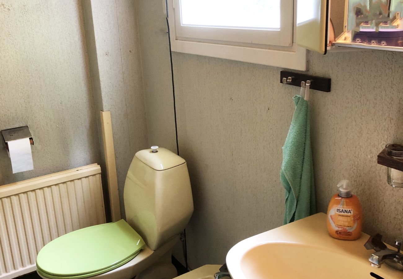 Stuga i Lönsboda - Charmigt semesterhus i skogsidyll utanför Tosthult | SE01078