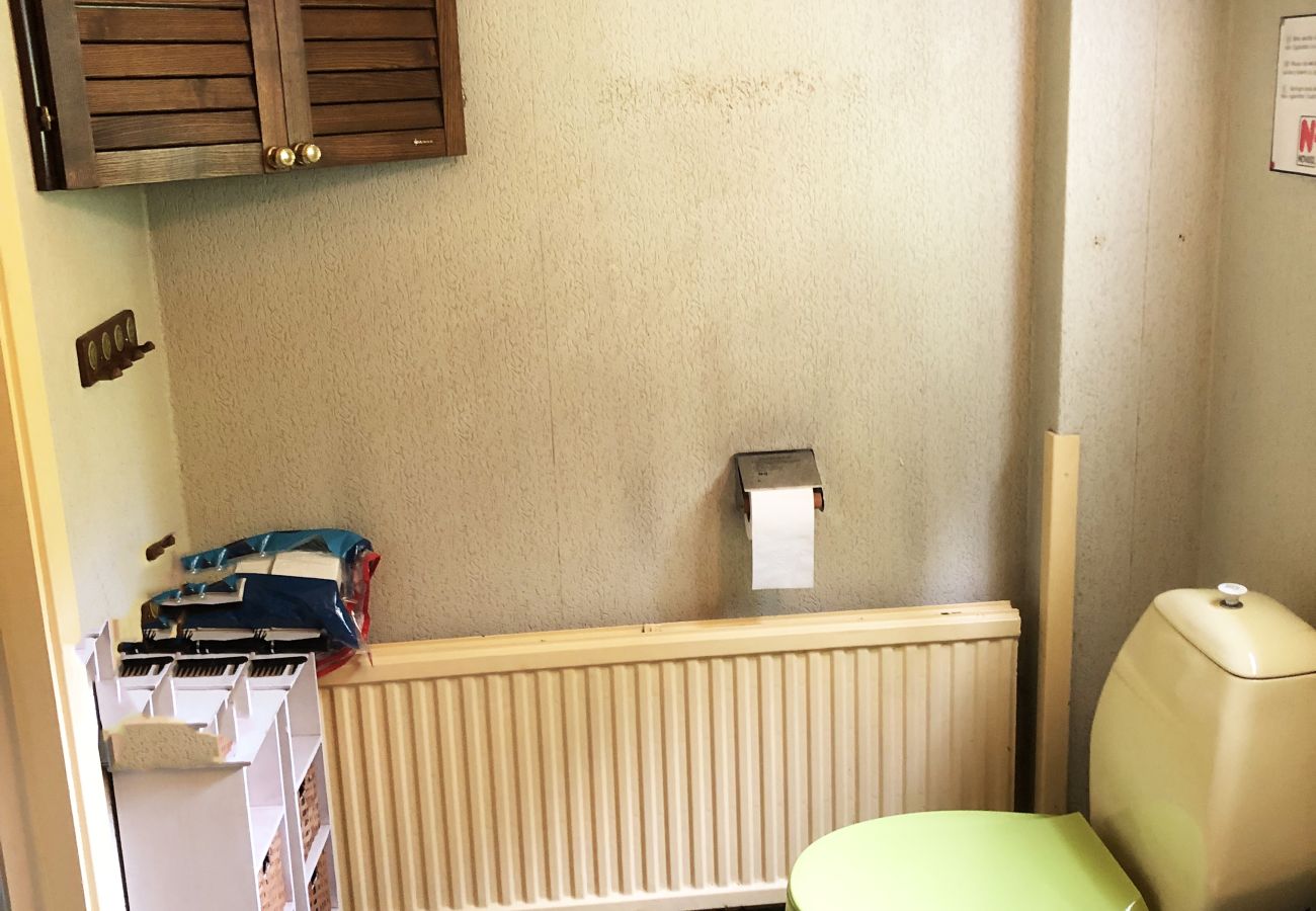 Stuga i Lönsboda - Charmigt semesterhus i skogsidyll utanför Tosthult | SE01078