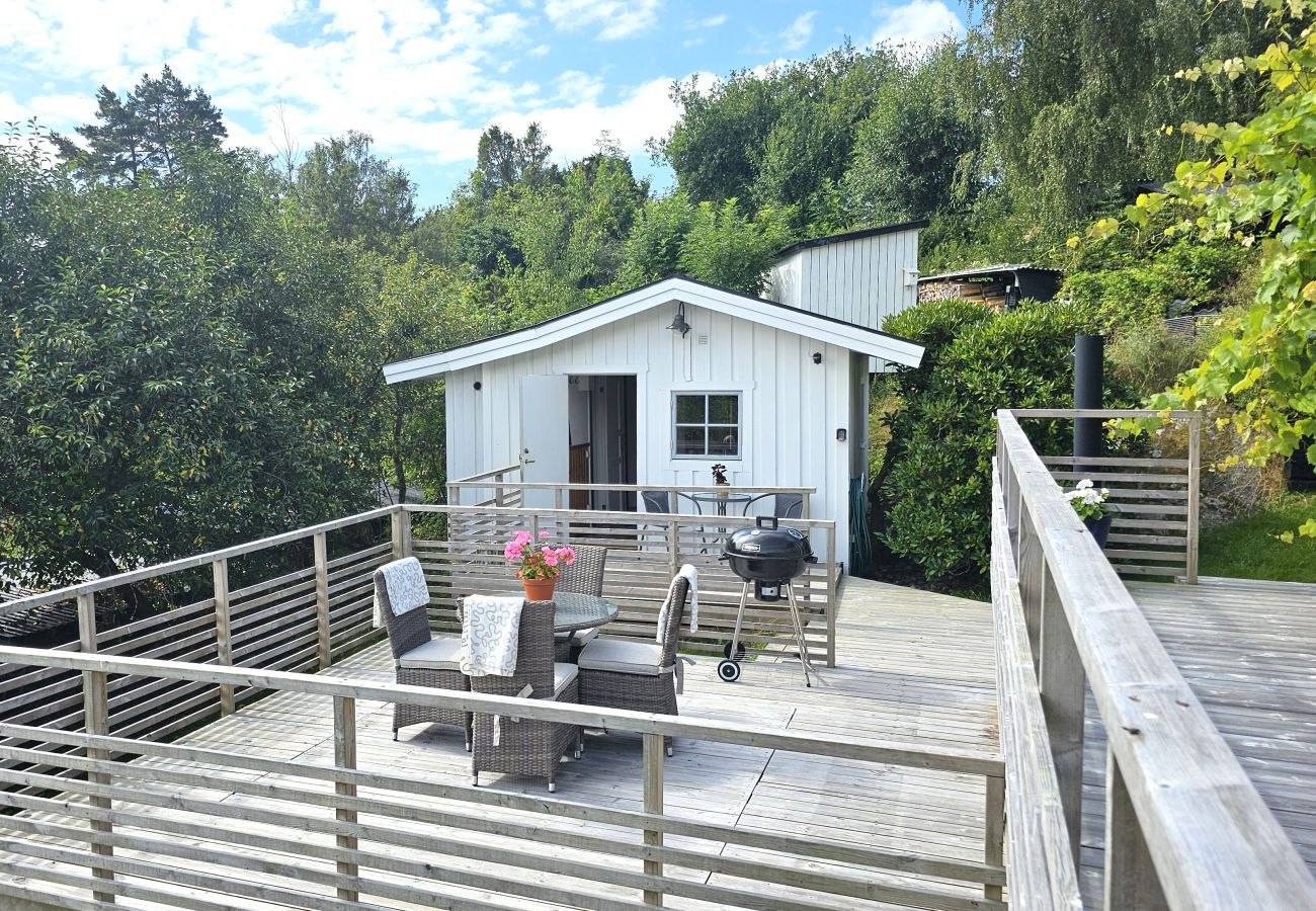 Lanthus i Klövedal - Stuga nära hav, konst & fiskebyar på Tjörn | SE09143