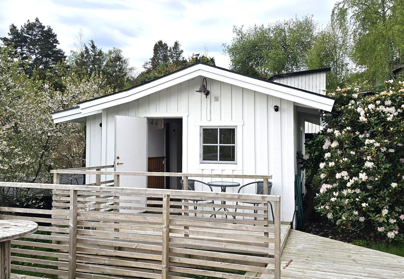Lanthus i Klövedal - Stuga nära hav, konst & fiskebyar på Tjörn | SE09143