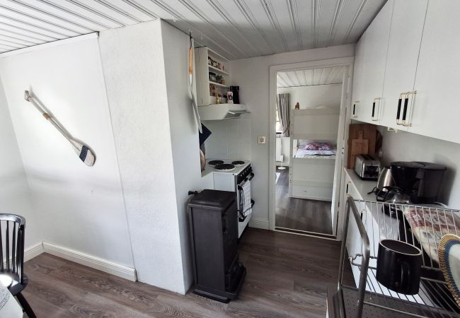 Stuga i Sölvesborg - Strandnära semesterhus med havsutsikt i Sölvesborg | SE03021  Stuga i Sölvesborg - Strandnära semesterhus med havsutsikt i Sölvesborg | SE03021