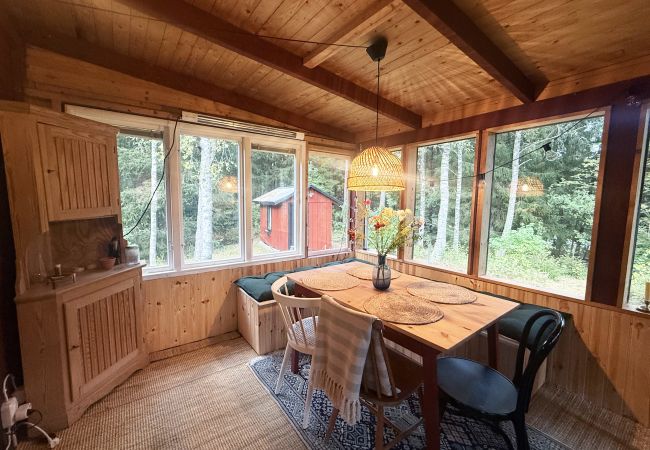 Stuga i Laholm - Rofylld stuga vid skogskanten – nära Laholm |SE02119 Stuga i Laholm - Rofylld stuga vid skogskanten – nära Laholm |SE02119