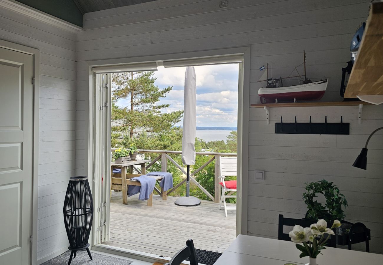 Lanthus i Rönnäng - Stuga med havsutsikt i Rönnäng | SE09148