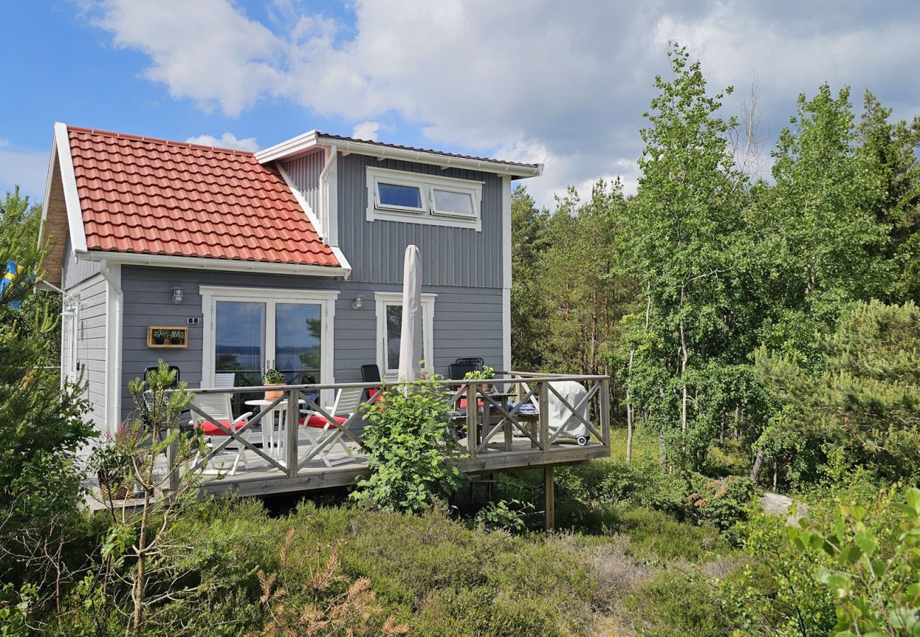 Lanthus i Rönnäng - Stuga med havsutsikt i Rönnäng | SE09148