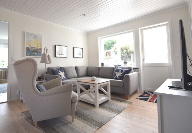 Stuga i Skärhamn - Stort hus nära havet i Skärhamn | SE09149 Stuga i Skärhamn - Stort hus nära havet i Skärhamn | SE09149