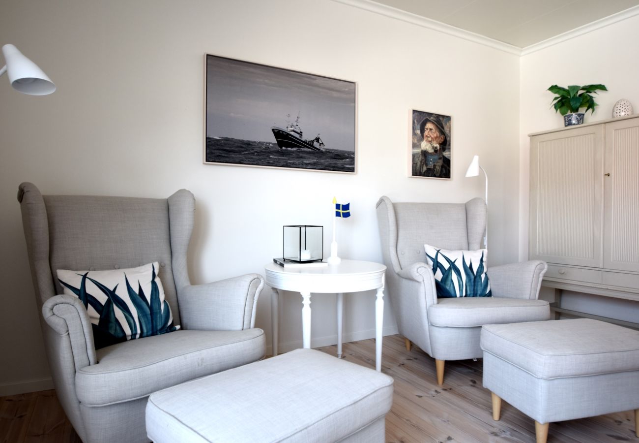 Stuga i Skärhamn - Stort hus nära havet i Skärhamn | SE09149