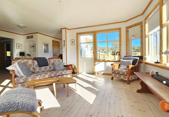Stuga i Klövedal - Familjevänligt hus nära hav & natur i Klövedal | SE09145 Stuga i Klövedal - Familjevänligt hus nära hav & natur i Klövedal | SE09145