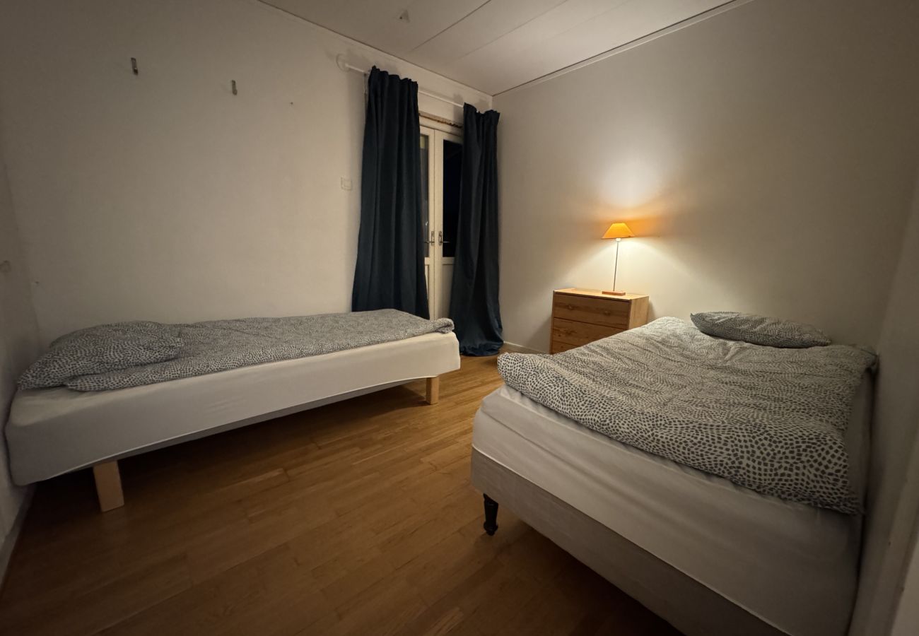Stuga i Göteborg - Rymligt hus för arbetslag – 11 sovrum, 15 bäddar – Göteborg |SE08086
