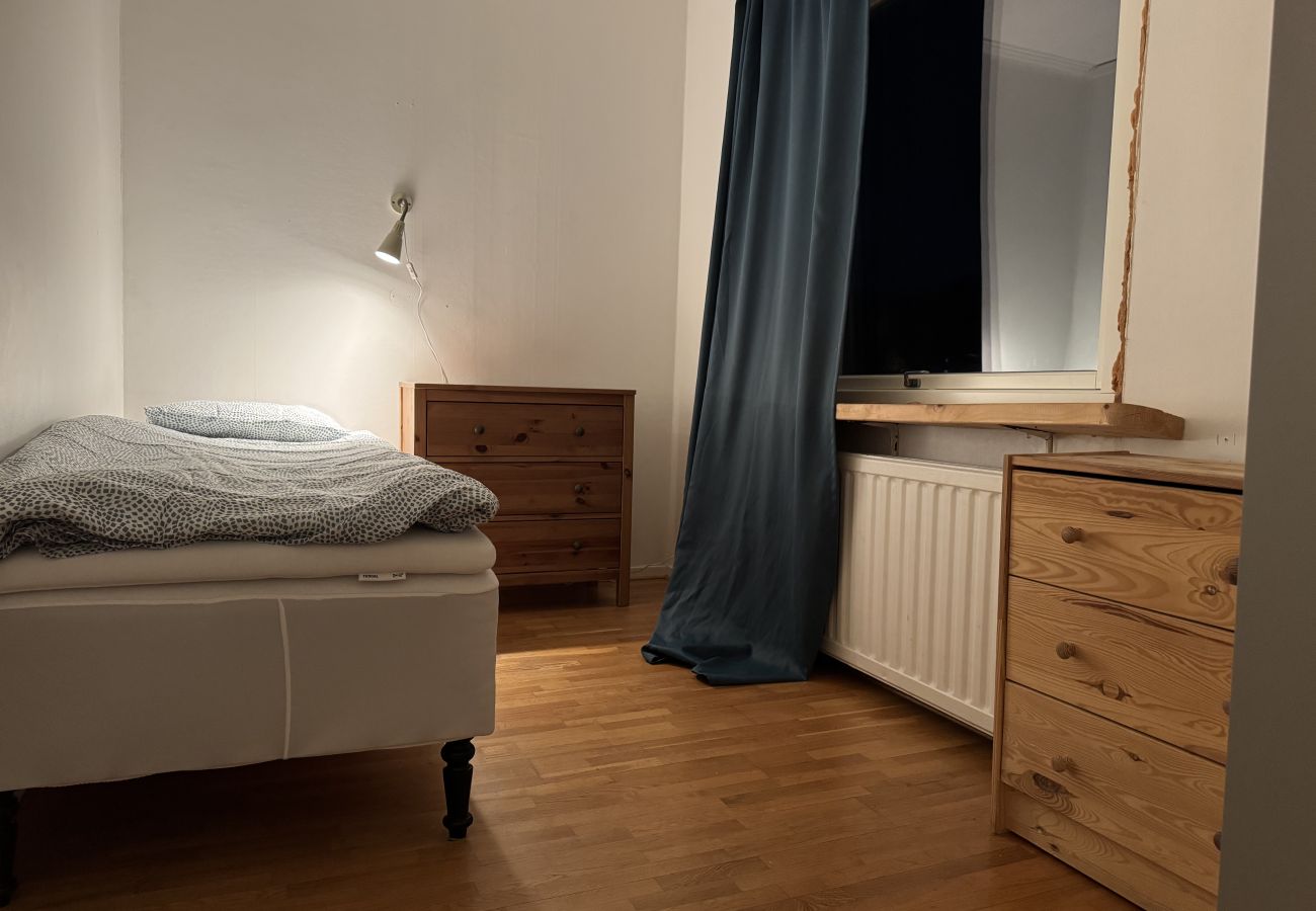 Stuga i Göteborg - Rymligt hus för arbetslag – 11 sovrum, 15 bäddar – Göteborg |SE08086